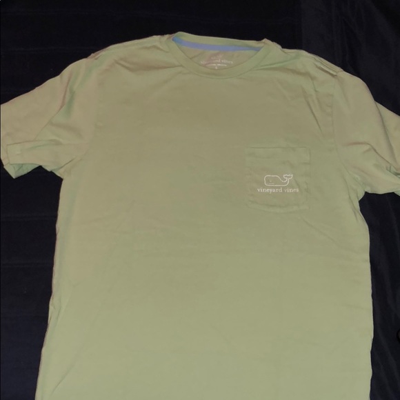 Vineyard Vines Men/'s S//S Mojito Green Vintage Whale Graphic Pocket T-Shirt